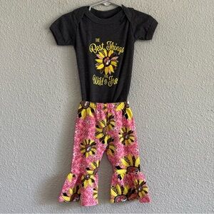 Buc-ee's Onesie & Bell Bottom Pants 6 Mths The Best Things‎ are Wild and Free